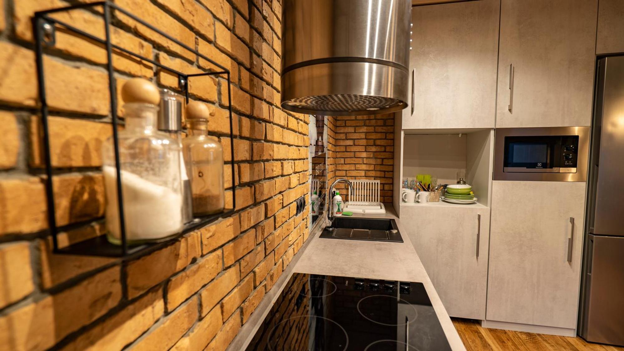 Loft Apartment Near Smart Plaza Polytech เคียฟ ภายนอก รูปภาพ