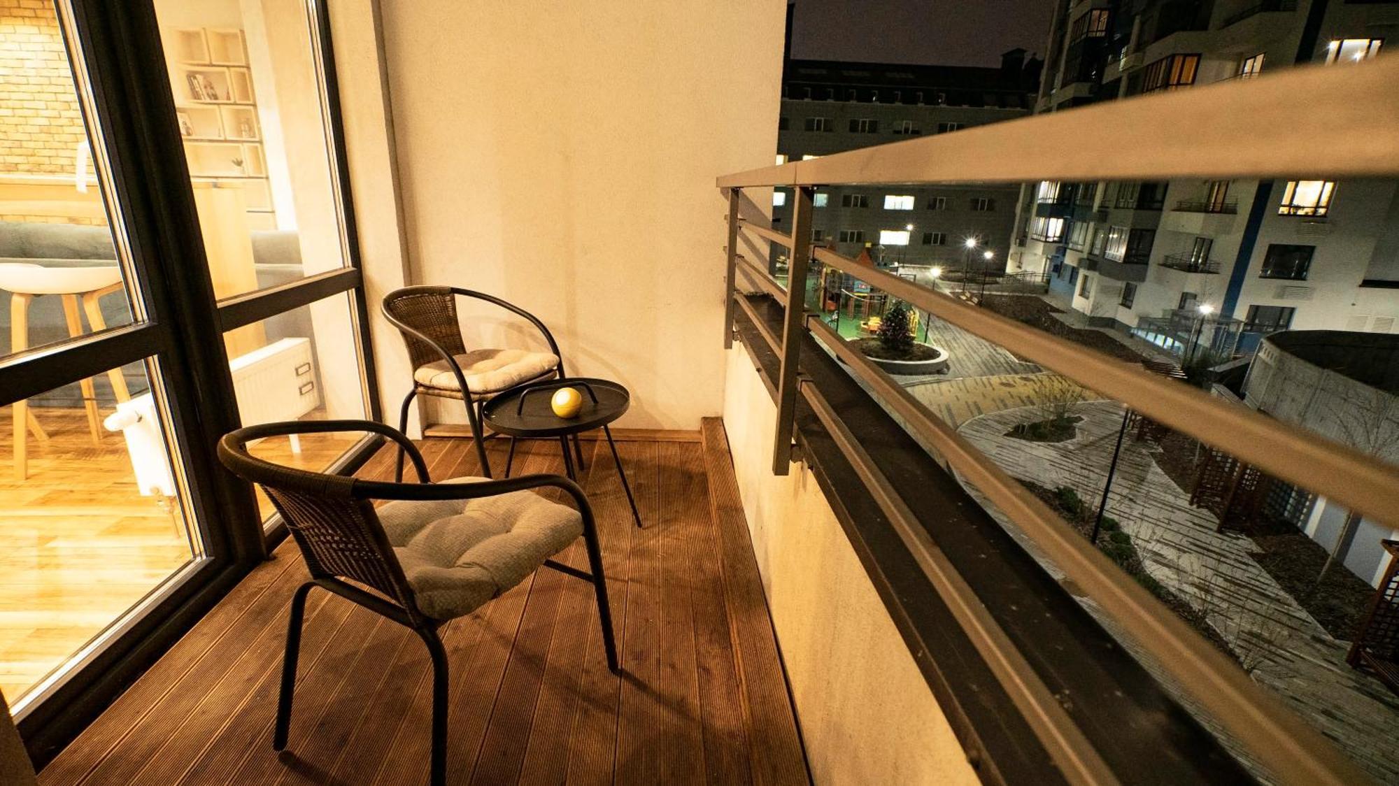 Loft Apartment Near Smart Plaza Polytech เคียฟ ภายนอก รูปภาพ